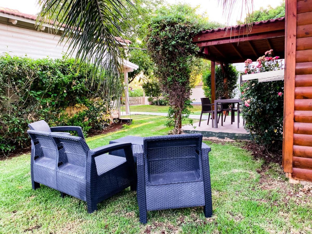 Etzel Tami Hospitality Hotel Neot Golan Bagian luar foto