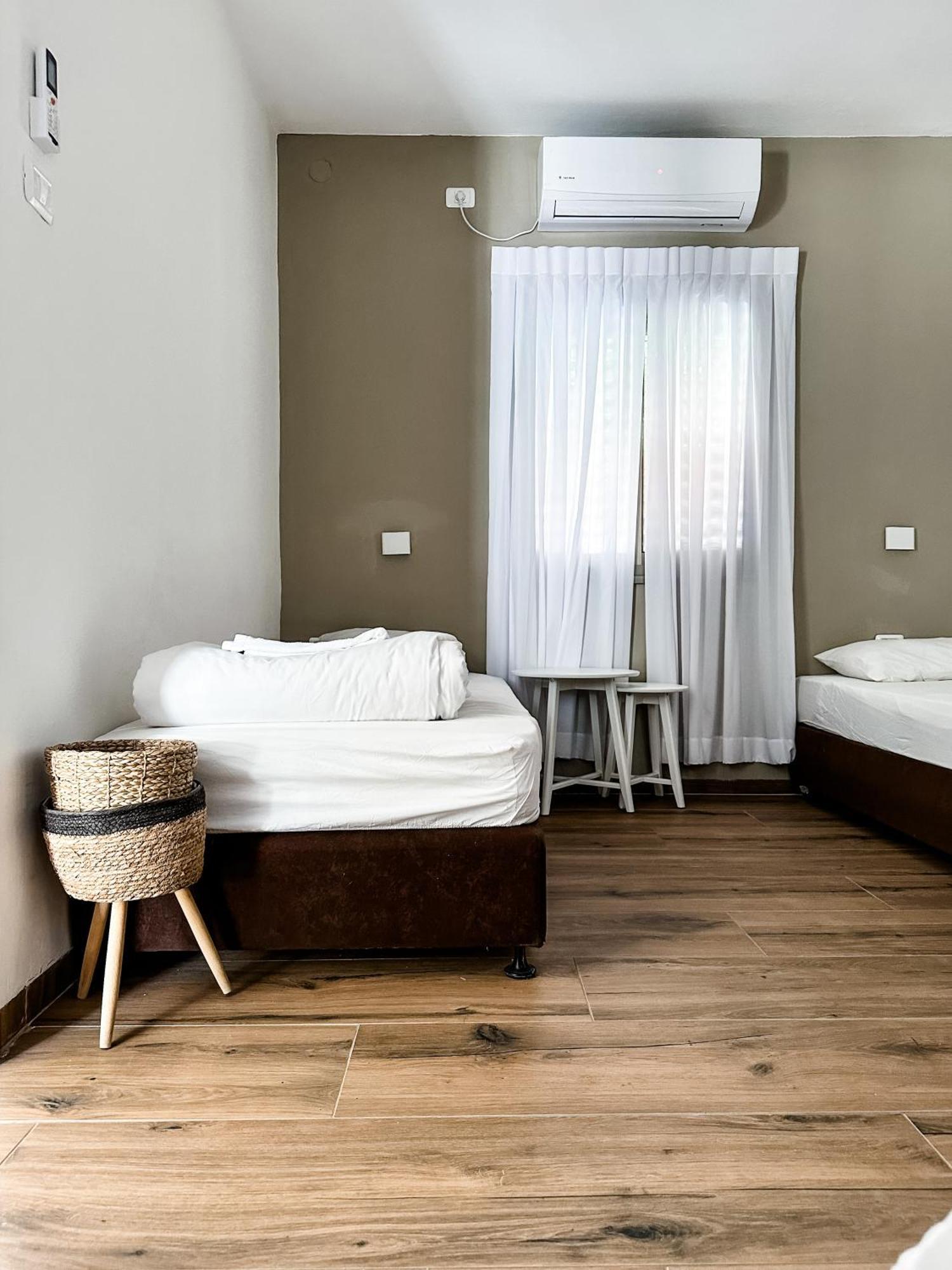 Etzel Tami Hospitality Hotel Neot Golan Bagian luar foto
