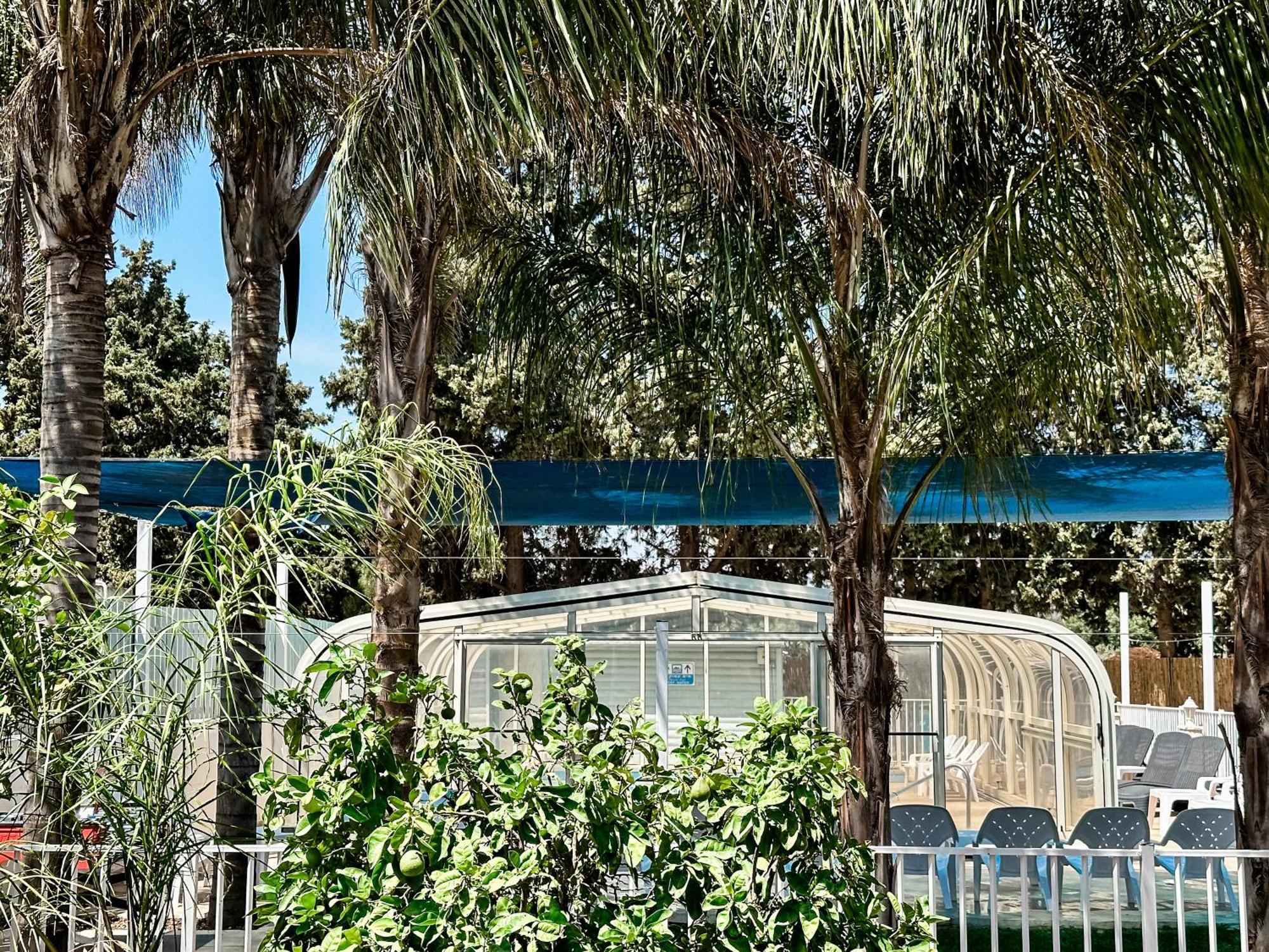 Etzel Tami Hospitality Hotel Neot Golan Bagian luar foto